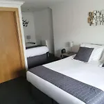 Reveller Lodgings